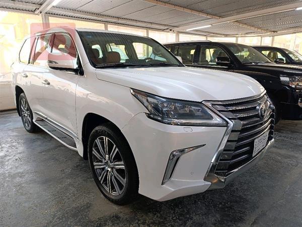 Lexus for sale in Iraq